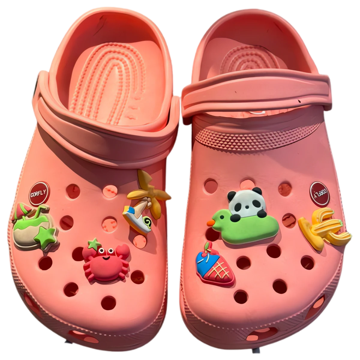 Babuche Infantil na cor Coral Bichinhos